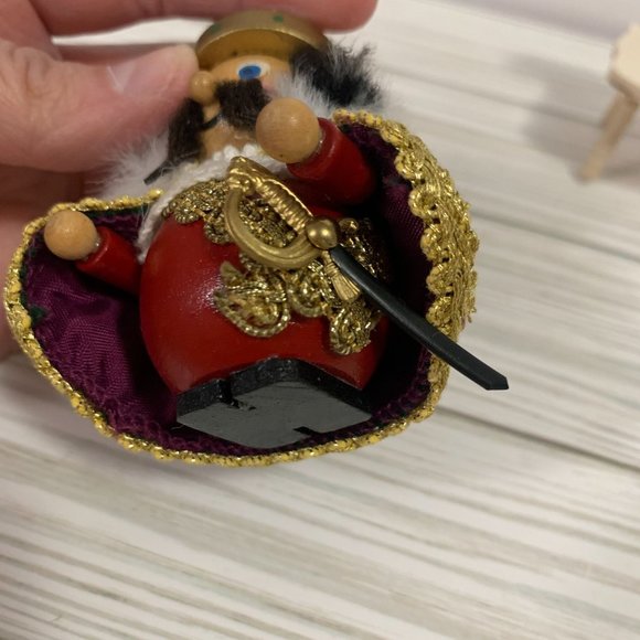 Vintage Steinbach Mini Wood Viking King Figure Imperfect - Picture 6 of 8